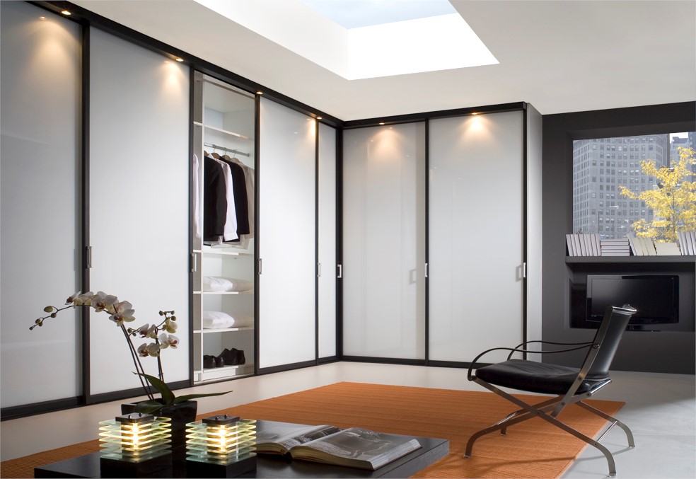 Угловой шкаф-купе «Лангрео»